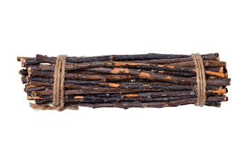 QUAPAS!  TYČINKY Z JABLOŇOVÉHO DREVA PRE HLODAVCE 18CM 20KS