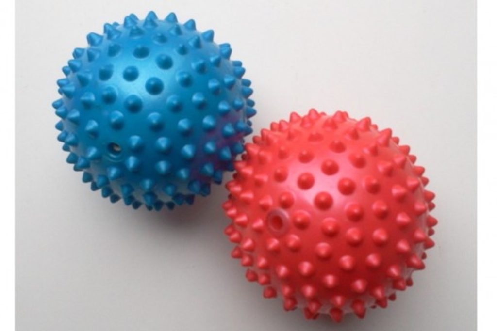 Masážní míček 9cm guma v sáčku - UNISON - Míče a balónky - Hračky a hry -  Kdo si hraje, nezlobí - ABC Toys