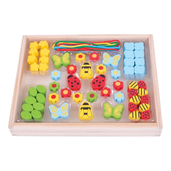 Bigjigs Toys Dřevěné hračky - Navlékací korálky Louka
