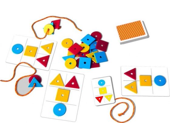 Tvary, barvy, paměť společenská hra naučná v krabici