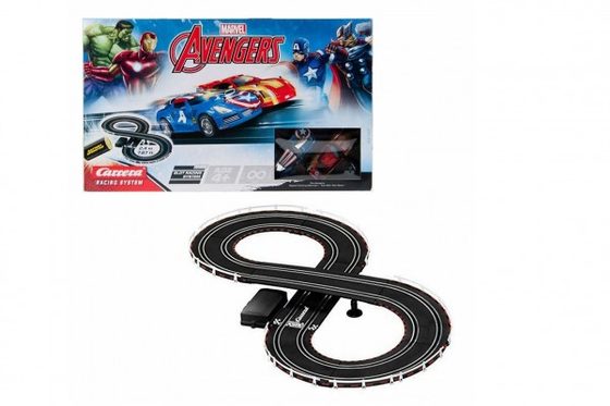 Autodráha Carrera Avengers 2,4m plast +2 auta na bat. v krabici 50x30x7cm