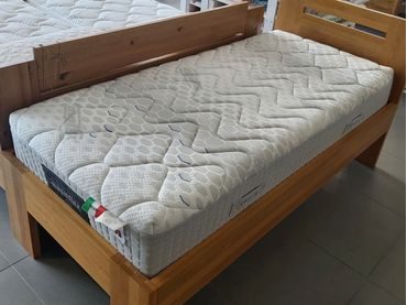 Buková postel Duos 2,5 cm masiv cink - výstavný kus
