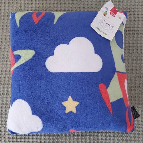 Detský vankúšik baránok Mistral Home Space vesmírne lode 40x40 cm