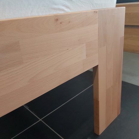 Buková postel Duos 2,5 cm masiv cink - výstavný kus