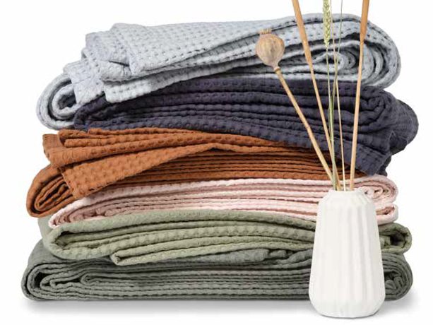 Vandyck Luxusný prehoz na posteľ Home Piqué waffle Cognac