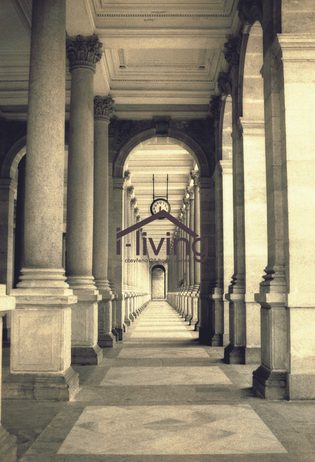 Tapeta Kolonáda v Ríme 158x232 cm