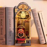 3D Puzzle Zarážka na knihy: Kouzelné nádraží 258d
