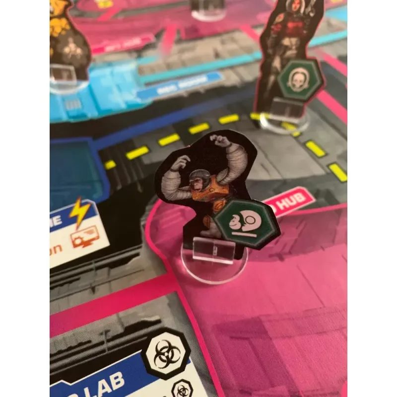 Zkáza na orbitě - Sada kartonových postav