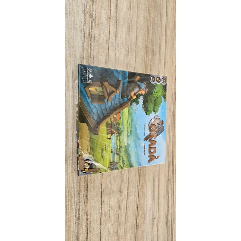 Naše osada (poškozený obal)