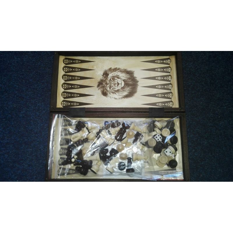 Šachy turistické + backgammon