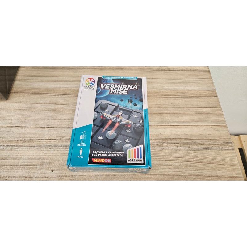 Vesmírná mise (poškozený obal)