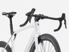 Trek Madone SL 6 gen 8 (Gloss Crystal White/Matte Deep Smoke)