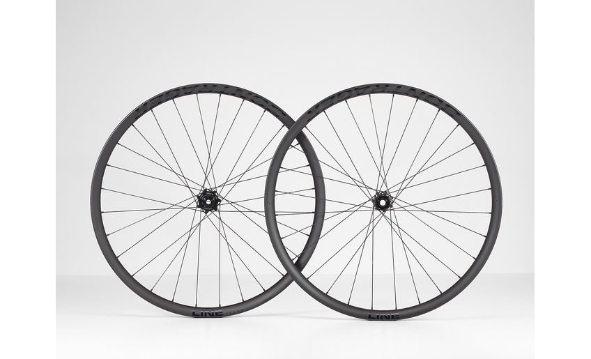 Zapletené kolo 29" Bontrager Line Pro 30 Boost