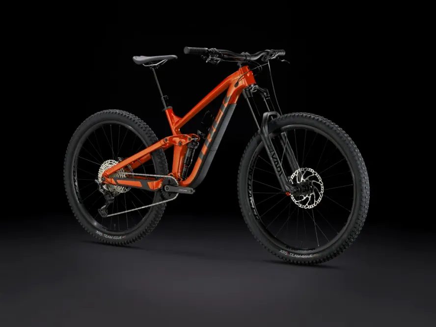 Trek Slash 7 (Lava)