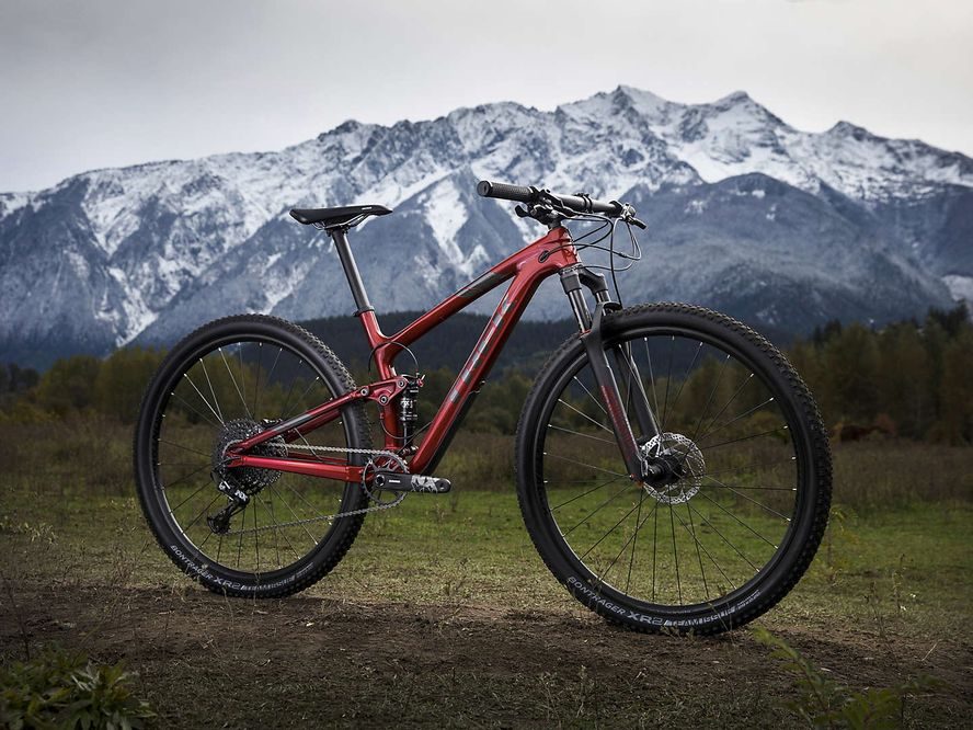 Trek Top Fuel 9.7 (červená) 2019