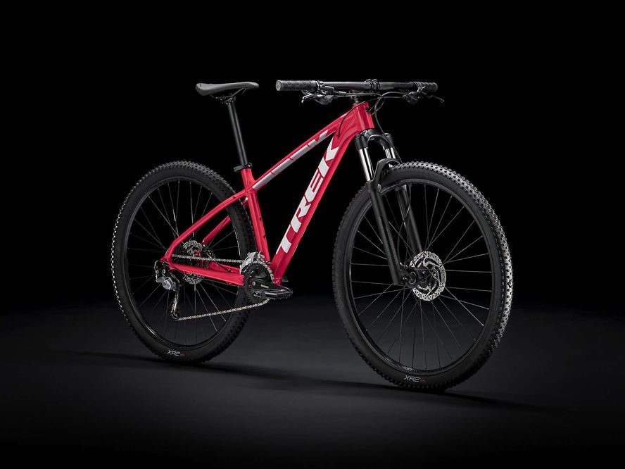 Trek Marlin 7 (červená) 2020