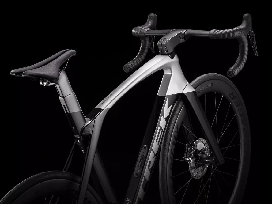 Trek Madone SLR 7 (černá/šedá) 2020