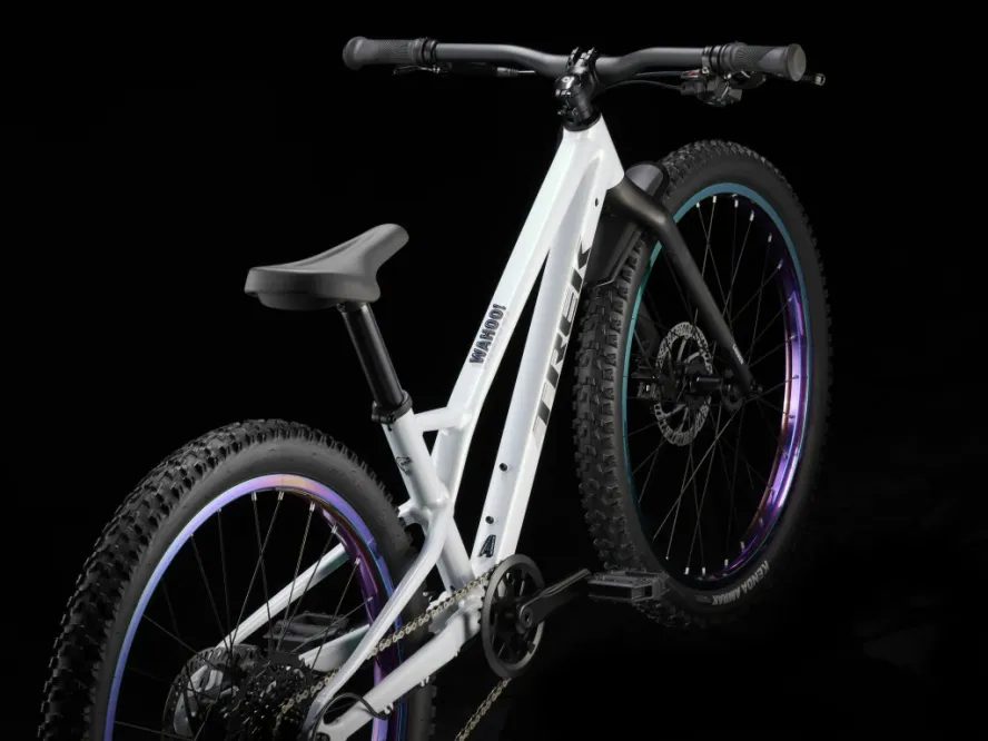 Trek Wahoo 24 Trail (Plasma Grey Pearl)