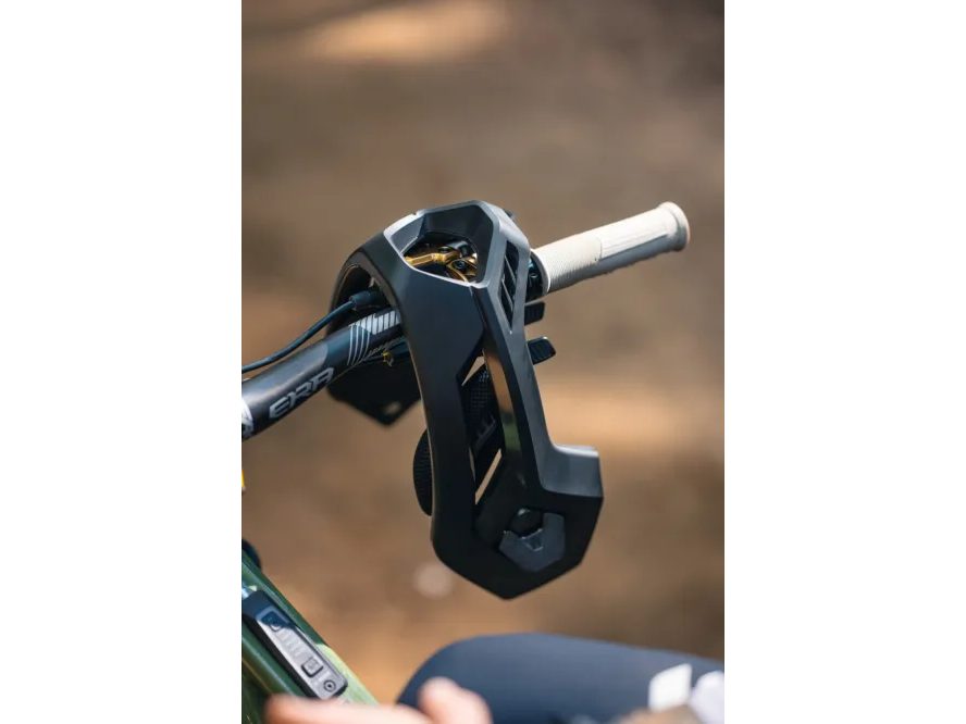 Přilba Abus TARGON MIPS (velvet black)