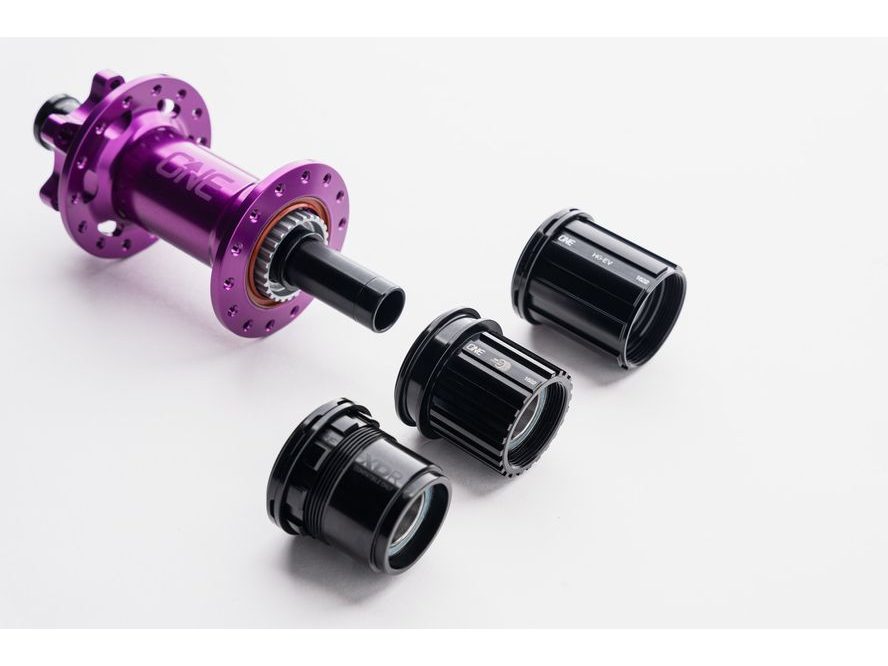 Náboj zadní OneUp BOOST 28 děr