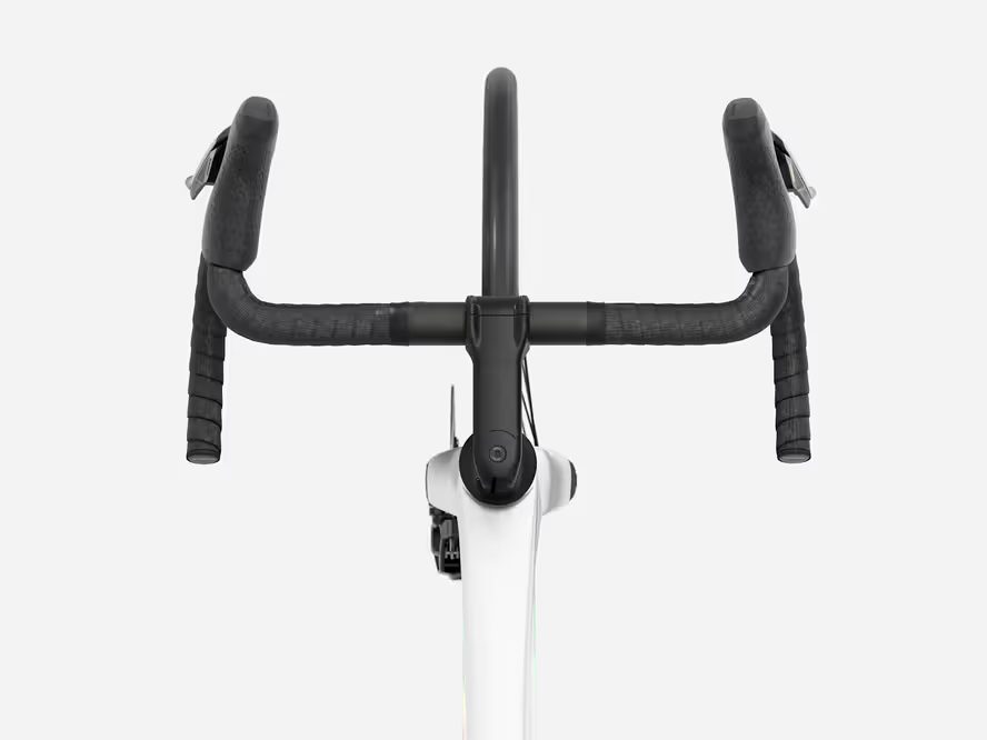 Trek Madone SL 6 AXS Gen 8 velikost L (Testování)