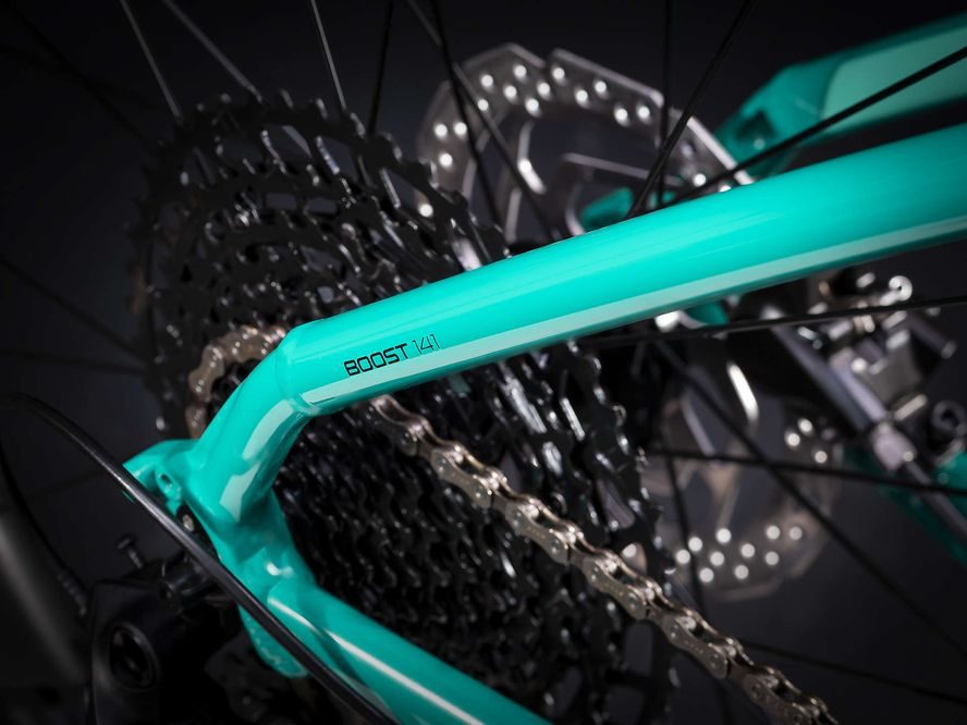 Trek Roscoe 7 (šedá) 2020