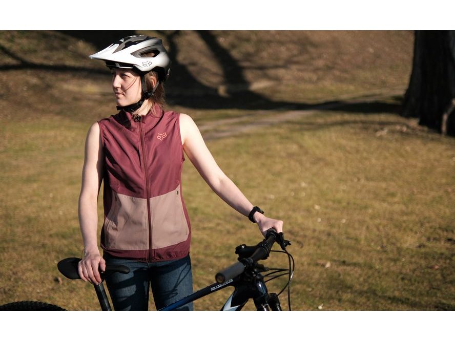 Vesta Fox racing Ranger Wind Vest dámská (dark maroon)