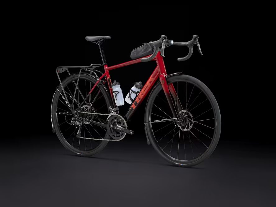 Domane AL 2 Gen 4 (Crimson to Dark Carmine Fade)