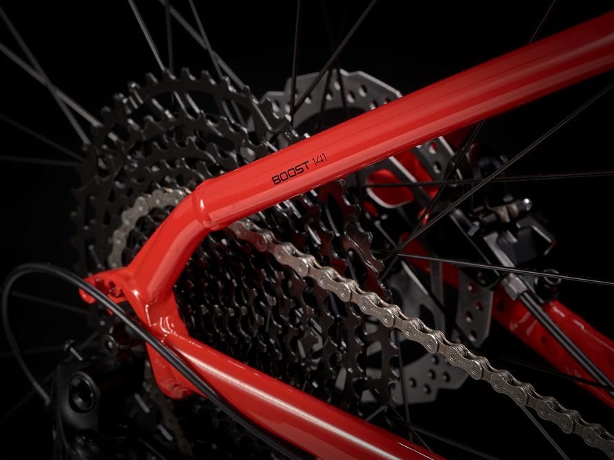 Trek X-Caliber 8 2021 (Radioactive Red/Trek Black)