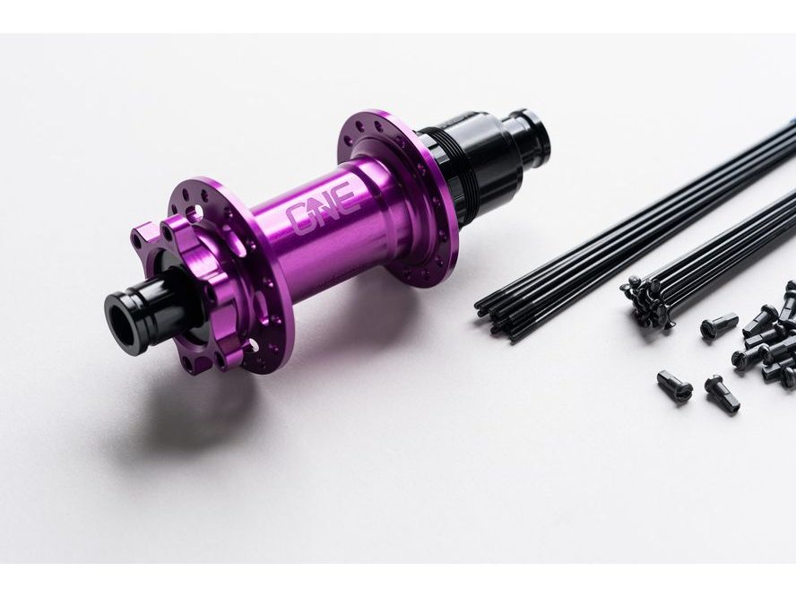 Náboj zadní OneUp BOOST 32 děr