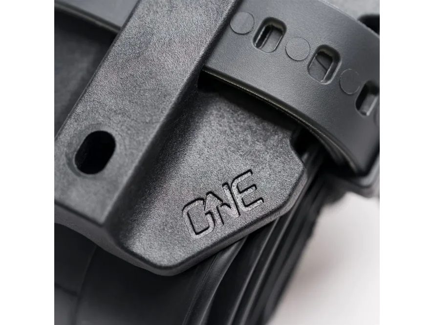 Úchyt OneUp Tube Strap Mount