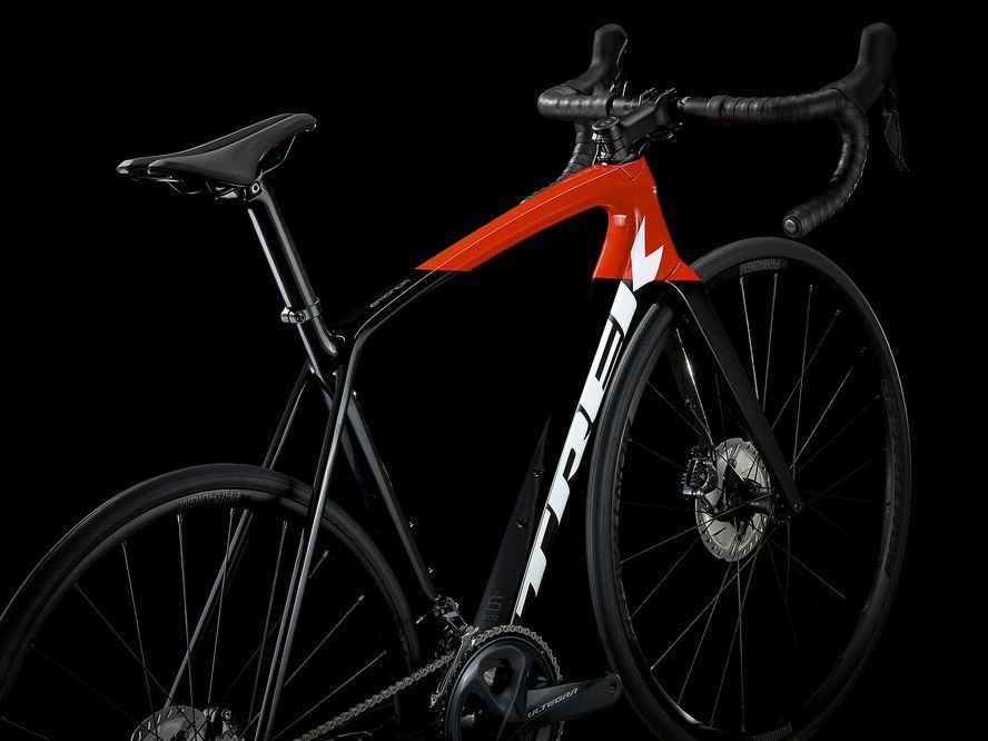 Trek Émonda SL 6 2021 (Trek Black/Radioactive Red)