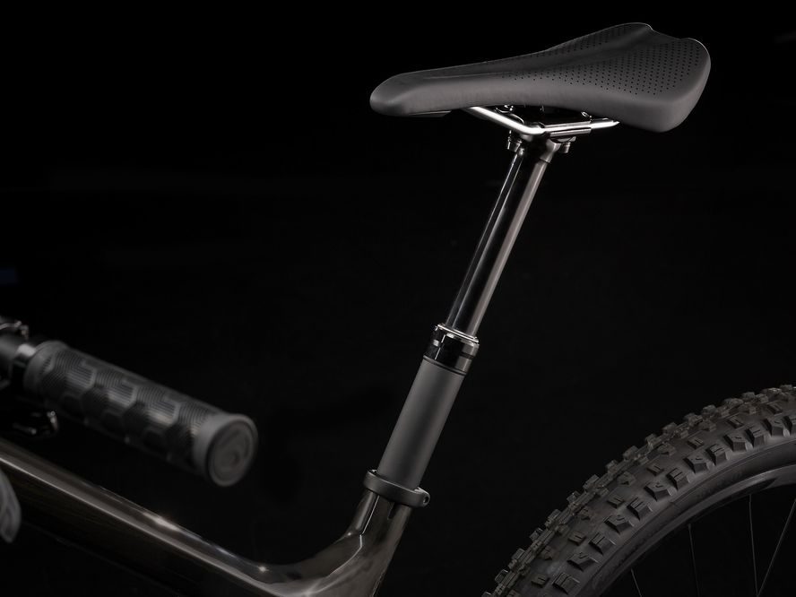 Trek Slash 9.7 (karbonová) 2020