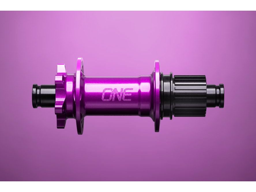 Náboj zadní OneUp BOOST 28 děr