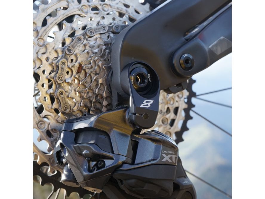 Výztuha patky přehazovačky UDH Eightpins Stiffshifter