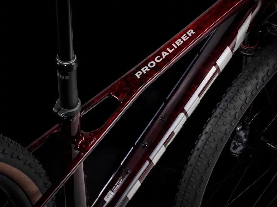 Trek Procaliber 9.7 AXS Gen 3 (Carbon Red Smoke)