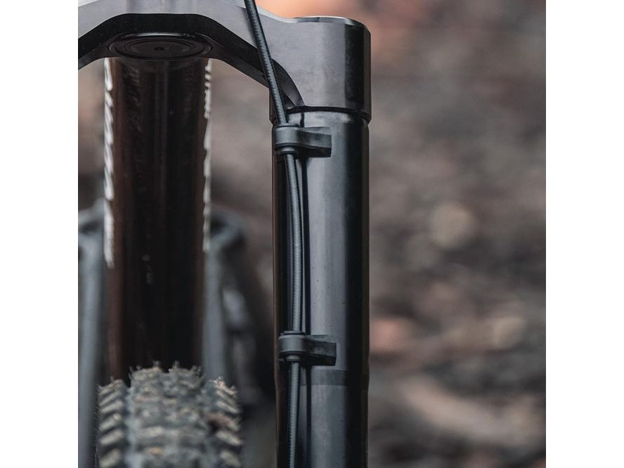 Vodítko brzdové hadice Intend (2ks)