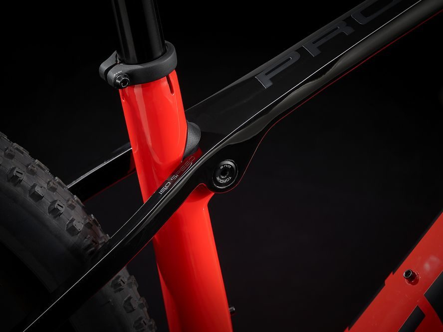 Trek Procaliber 9.6 2021 (Radioactive Red/Trek Black)