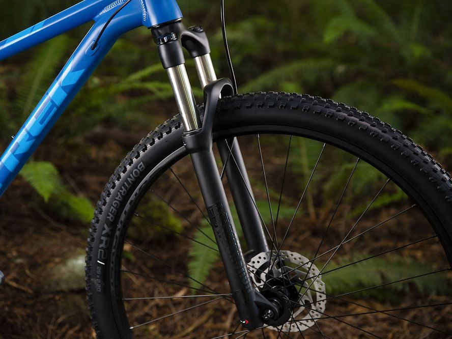 Trek X-Caliber 7 (modrá) 2019