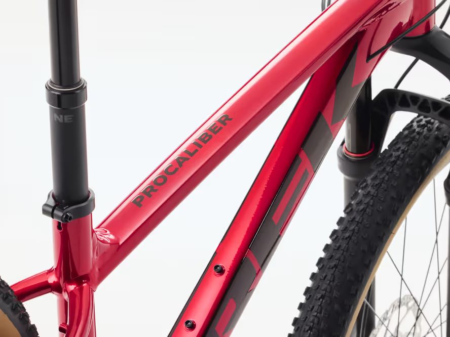 Trek Procaliber 8 (Fury Red)