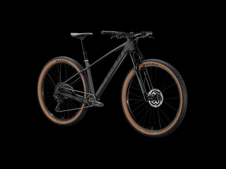 Trek Marlin 8 Gen 3 (Matte Dnister Black)