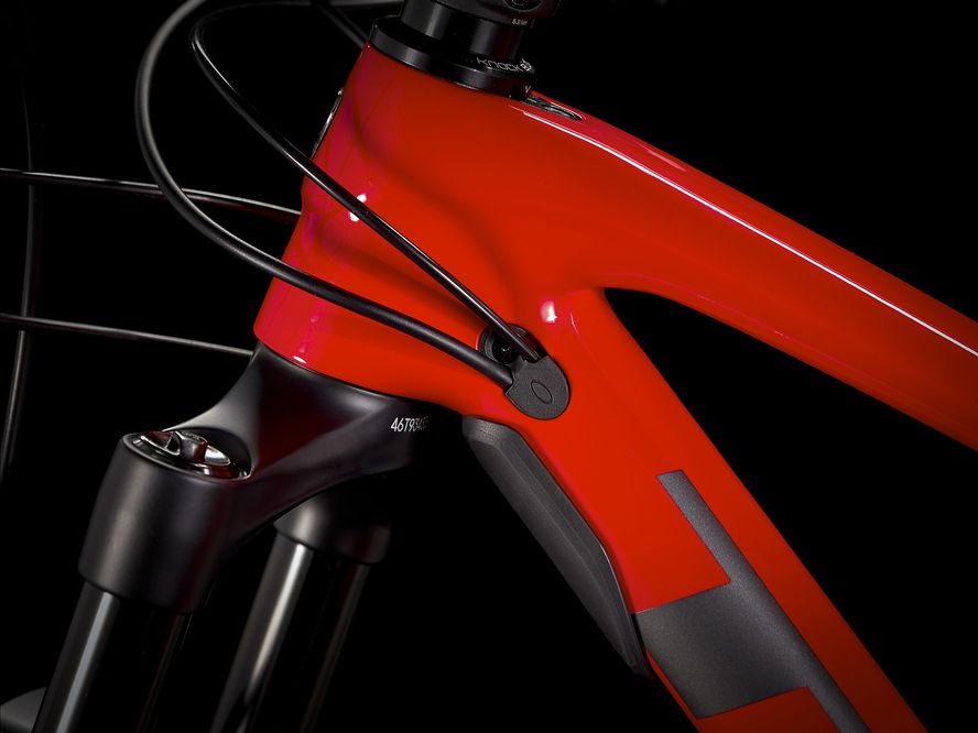 Trek Top Fuel 9.7 (Gloss Red/Matte Carbon Smoke)