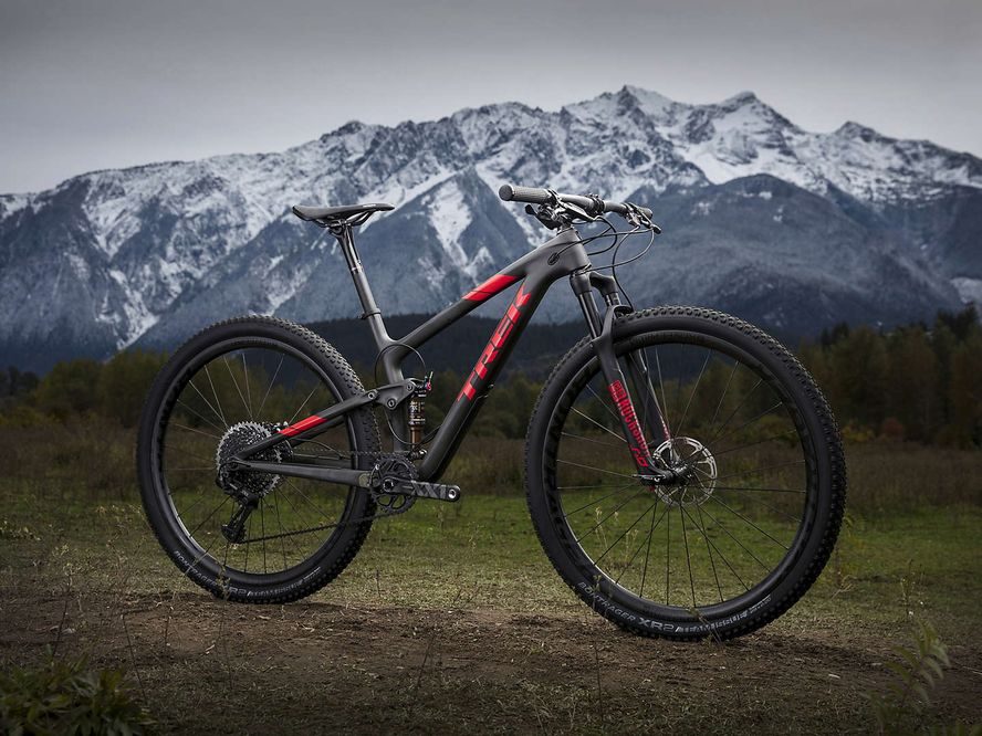 Trek Top Fuel 9.9 SL (černá) 2019