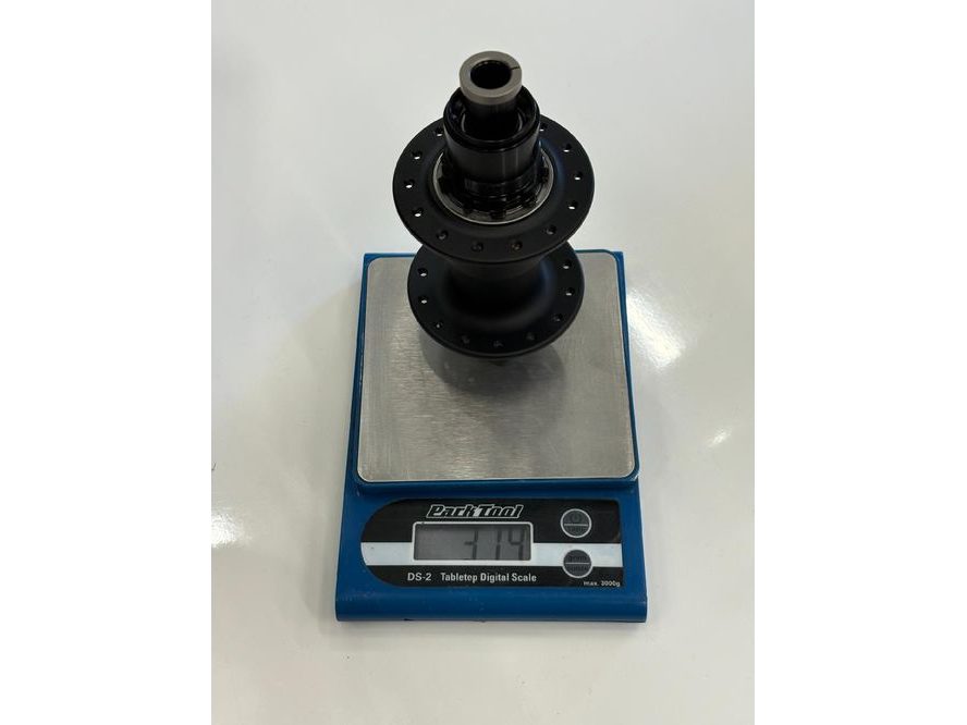 Náboj zadní Chris King R45D Centerlock (matná černá)