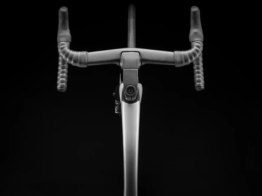 Trek Madone SLR 7 (černá/šedá) 2020