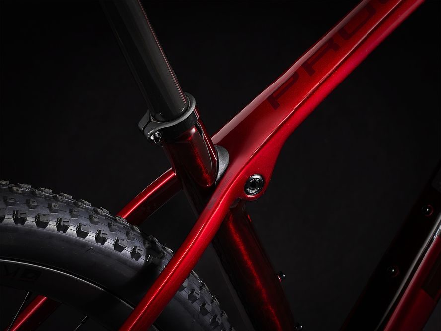 Trek Procaliber 9.8 (Carbon Red Smoke/Crimson)