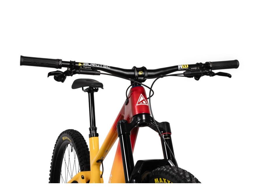 Forbidden Dreadnought V2 S+ (Bloody Sabbath)