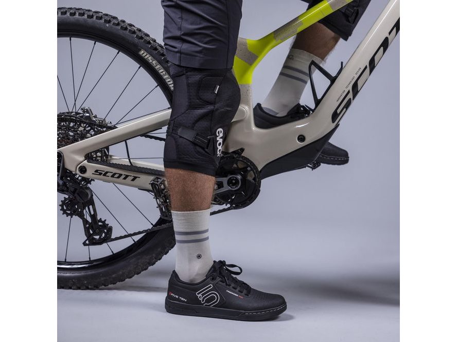 Chrániče kolen Evoc KNEE PROTECTOR LS FLEX ENDURO