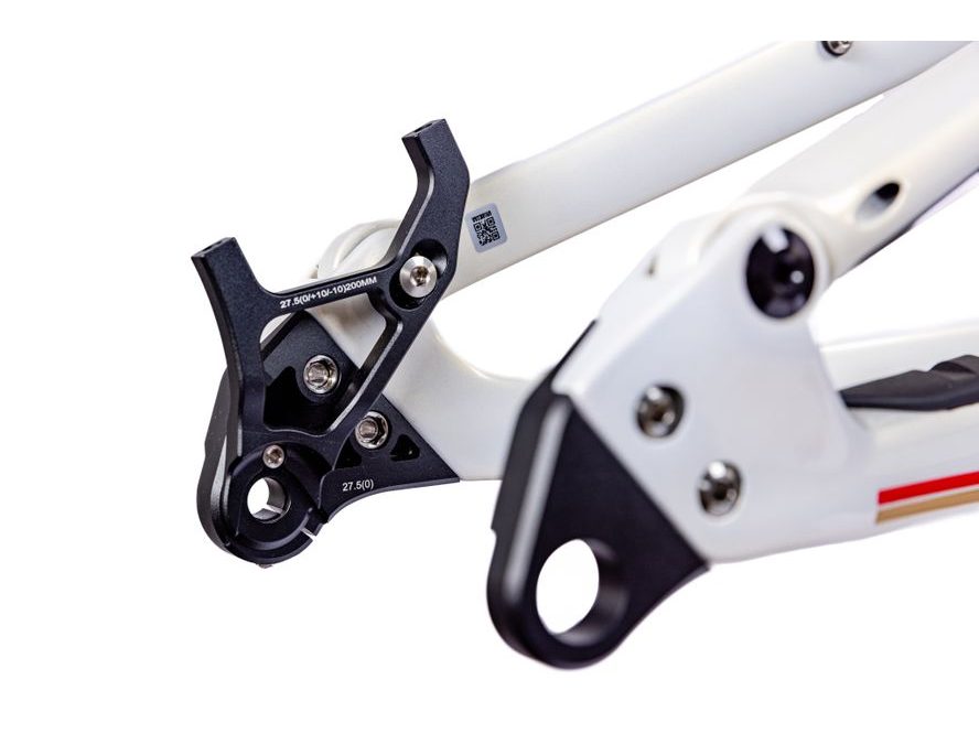 Rám Forbidden Supernought (White Noise)