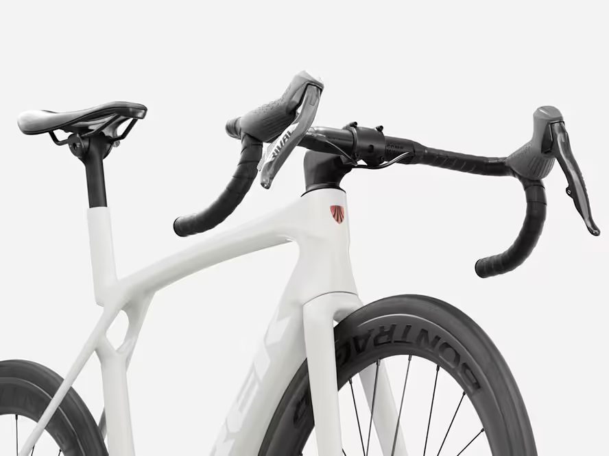 Trek Madone SL 6 AXS Gen 8 (Era White)